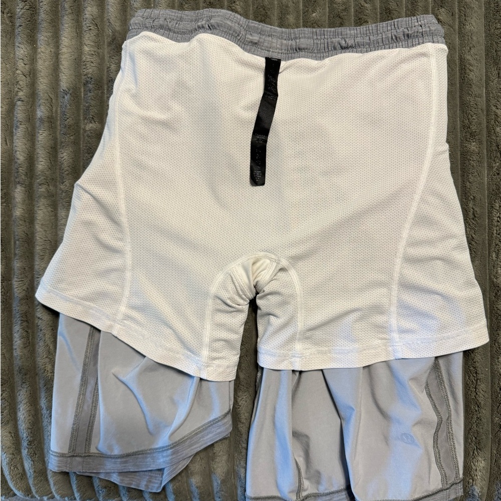 Lululemon Men’s Pace breaker Short 9”, Sz Small - Picture 6 of 8